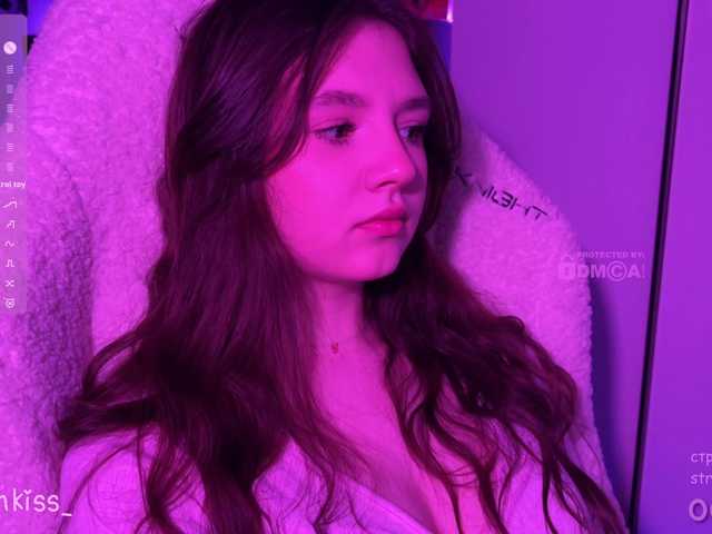 -FoxAlisa-'s BongaCams show and profile