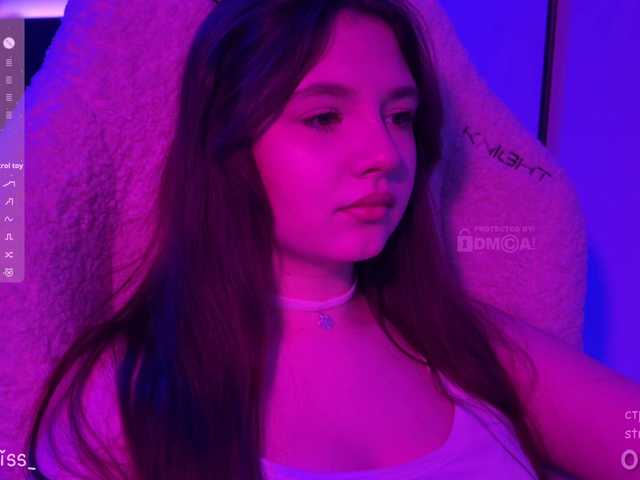 -FoxAlisa-'s BongaCams show and profile