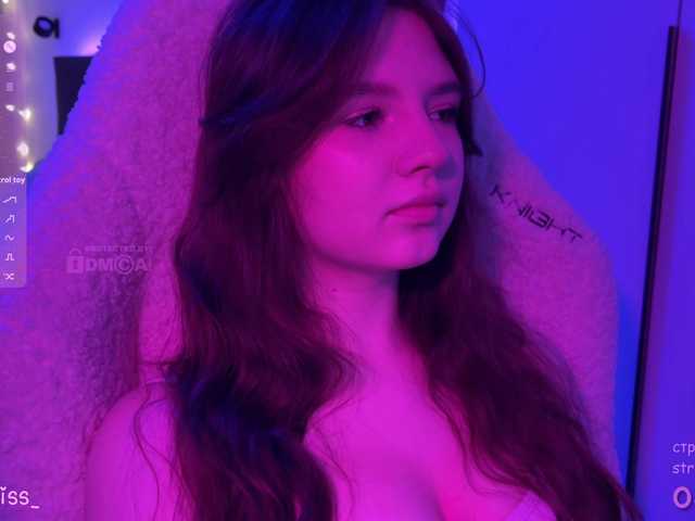 -FoxAlisa-'s BongaCams show and profile