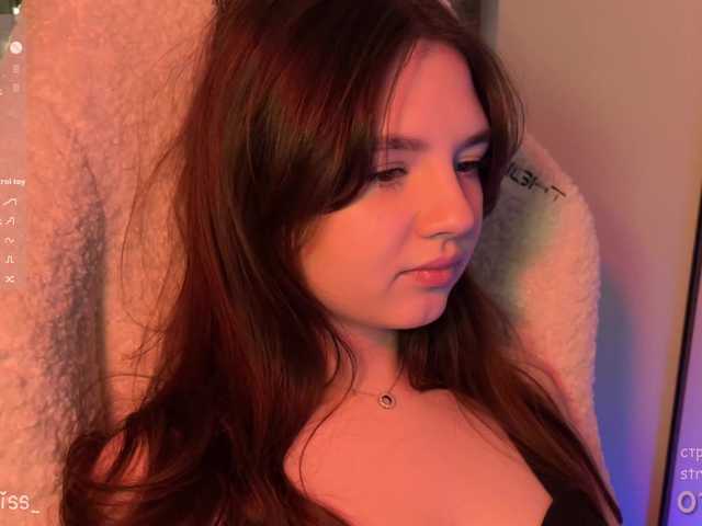 -FoxAlisa-'s BongaCams show and profile