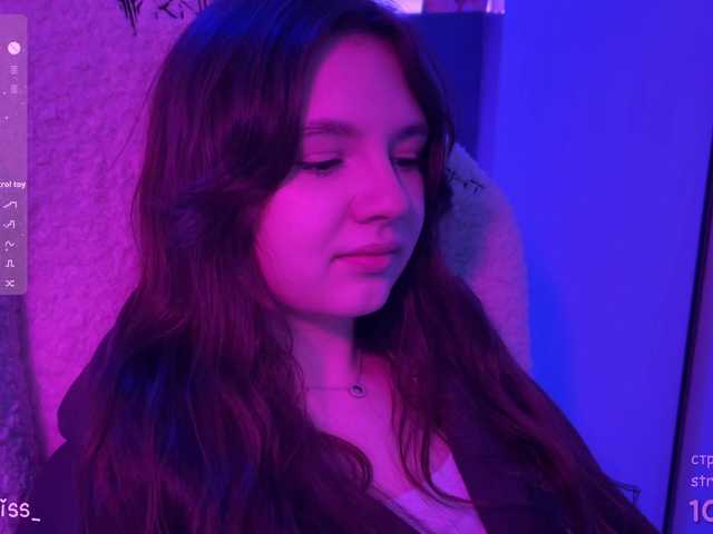 -FoxAlisa-'s BongaCams show and profile