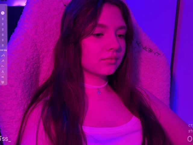 -FoxAlisa-'s BongaCams show and profile