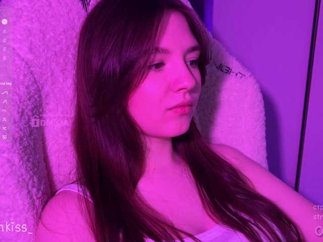 -FoxAlisa-'s BongaCams show and profile