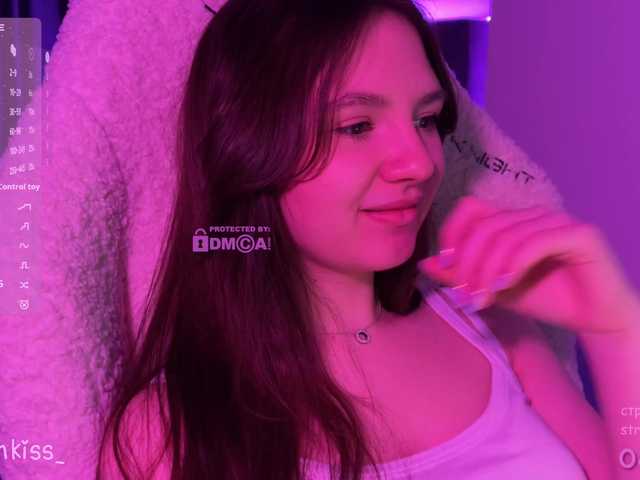 -FoxAlisa-'s BongaCams show and profile