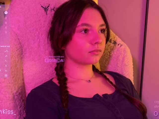 -FoxAlisa-'s BongaCams show and profile