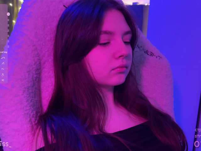 -FoxAlisa-'s BongaCams show and profile