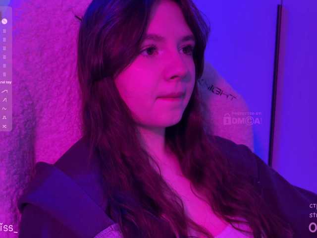 -FoxAlisa-'s BongaCams show and profile