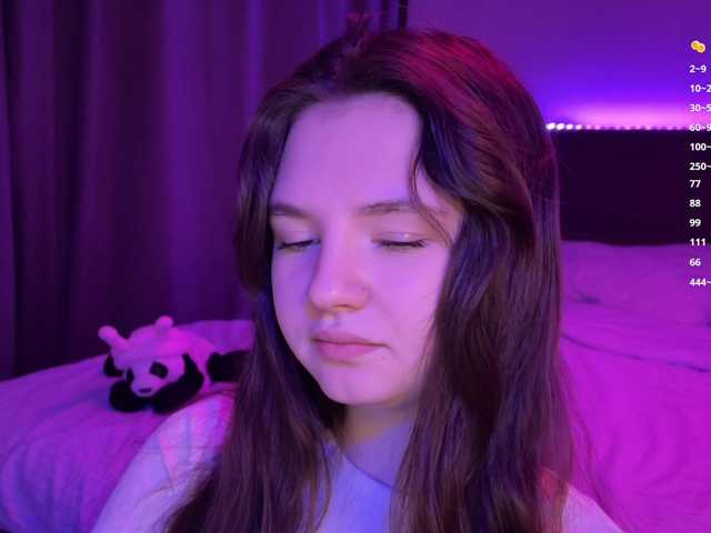 -FoxAlisa-'s BongaCams show and profile