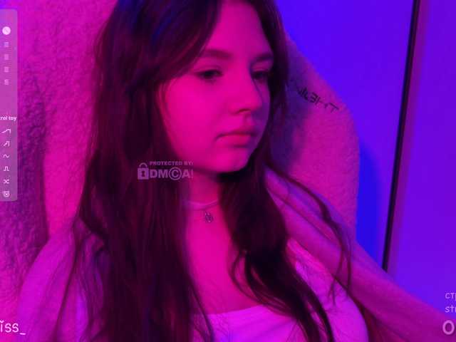 -FoxAlisa-'s BongaCams show and profile