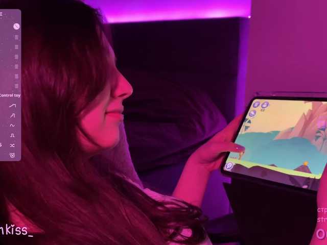 -FoxAlisa-'s BongaCams show and profile