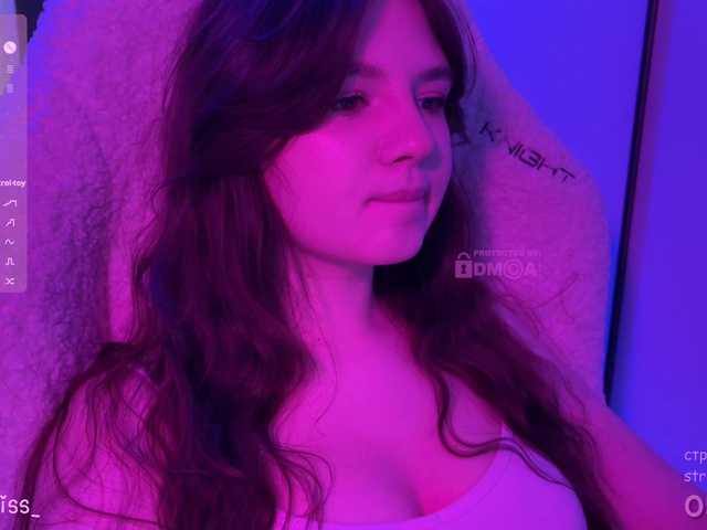 -FoxAlisa-'s BongaCams show and profile