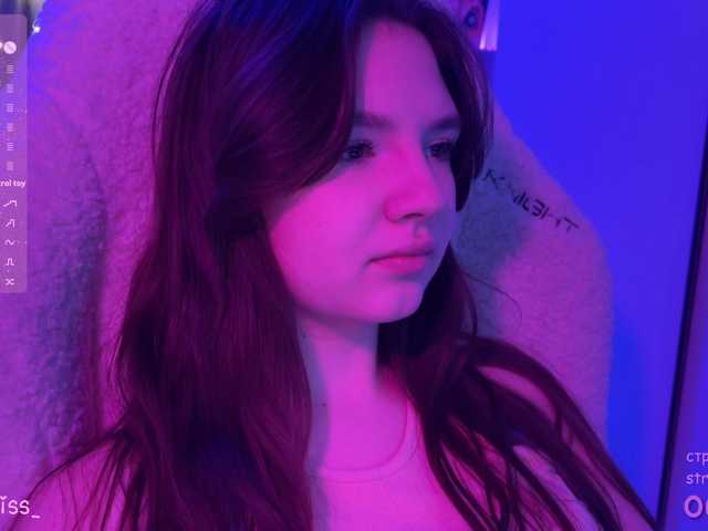 -FoxAlisa-'s BongaCams show and profile