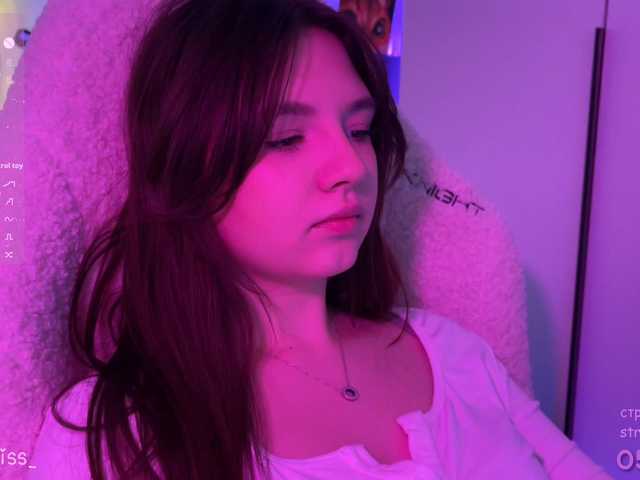 -FoxAlisa-'s BongaCams show and profile