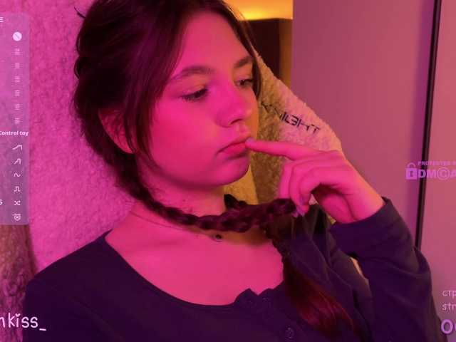 -FoxAlisa-'s BongaCams show and profile