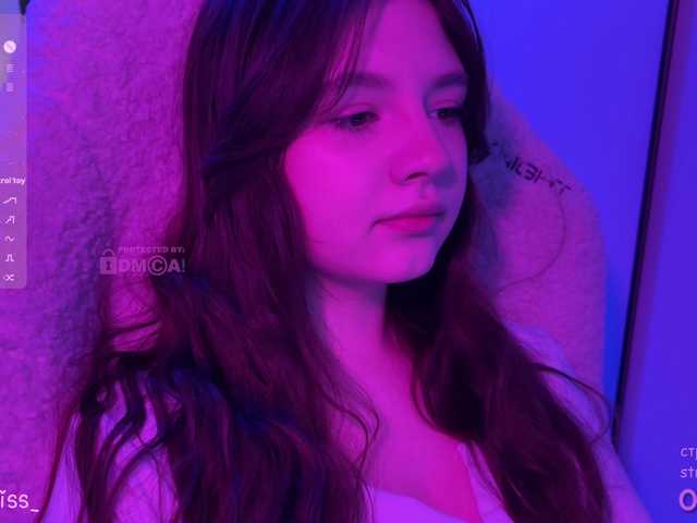 -FoxAlisa-'s BongaCams show and profile