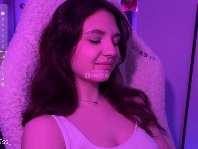 -FoxAlisa-'s BongaCams show and profile