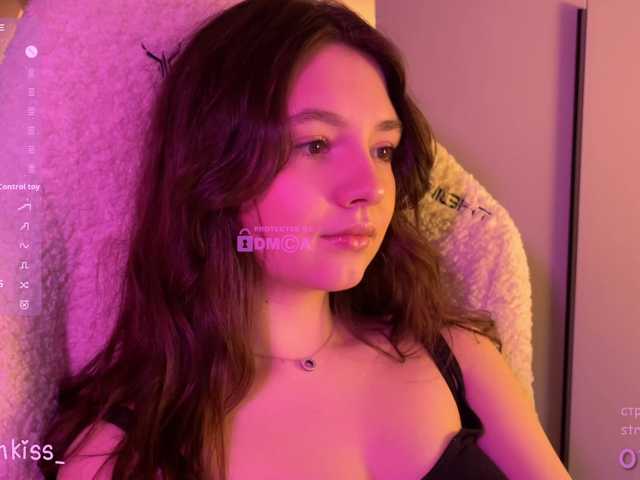 -FoxAlisa-'s BongaCams show and profile