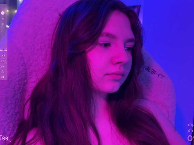 -FoxAlisa-'s BongaCams show and profile