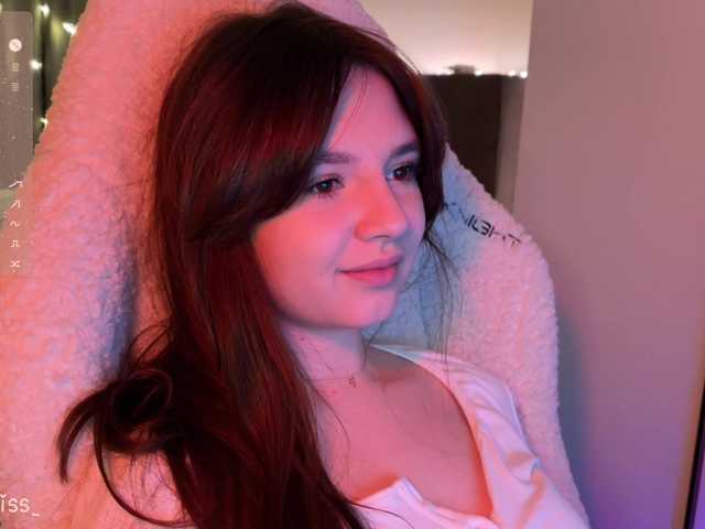 -FoxAlisa-'s BongaCams show and profile