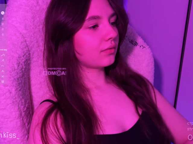 -FoxAlisa-'s BongaCams show and profile