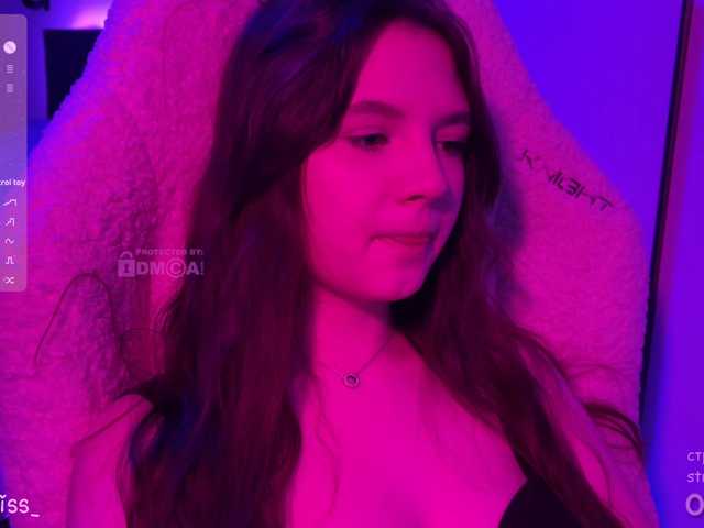 -FoxAlisa-'s BongaCams show and profile