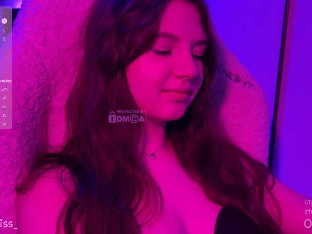 -FoxAlisa-'s BongaCams show and profile