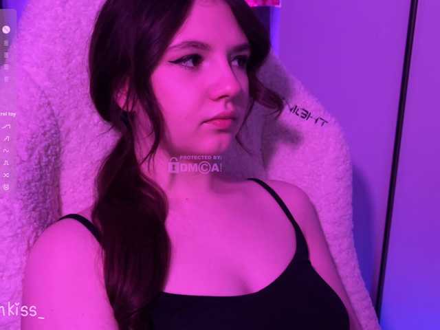 -FoxAlisa-'s BongaCams show and profile