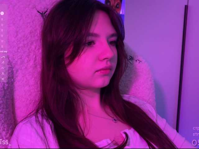 -FoxAlisa-'s BongaCams show and profile