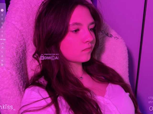 -FoxAlisa-'s BongaCams show and profile