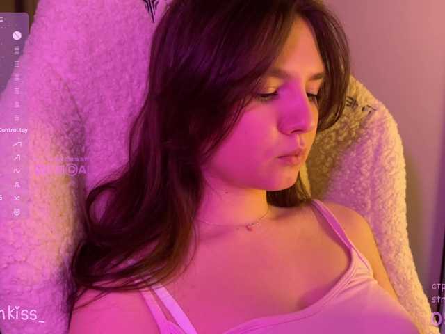 -FoxAlisa- Live Cam on BongaCams