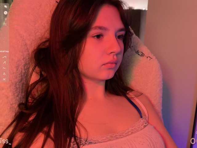 -FoxAlisa-'s BongaCams show and profile