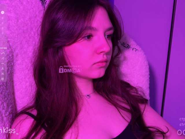 -FoxAlisa-'s BongaCams show and profile