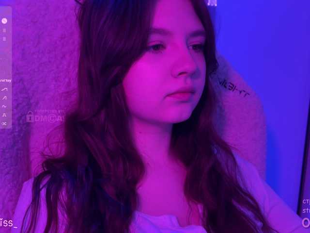 -FoxAlisa-'s BongaCams show and profile