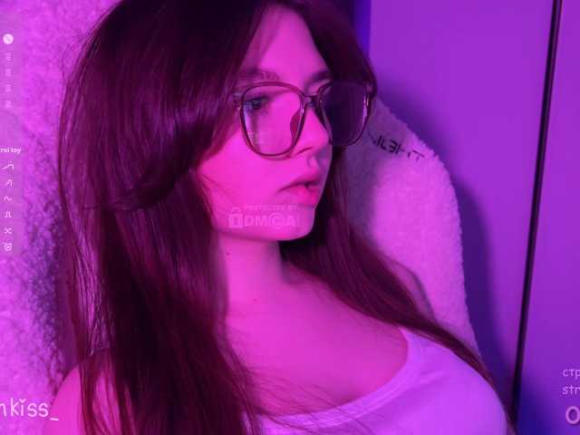 -FoxAlisa-'s BongaCams show and profile