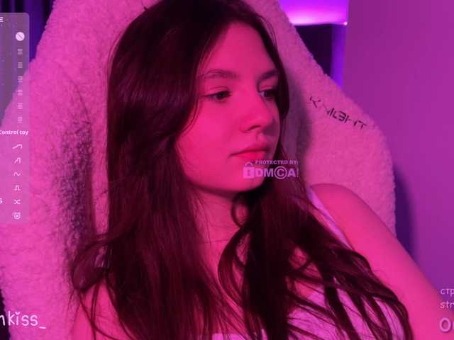-FoxAlisa-'s BongaCams show and profile