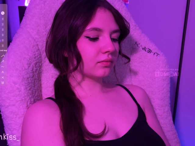 -FoxAlisa-'s BongaCams show and profile