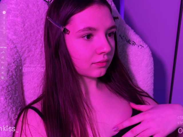 -FoxAlisa-'s BongaCams show and profile