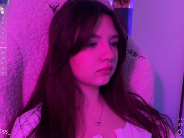 -FoxAlisa-'s BongaCams show and profile