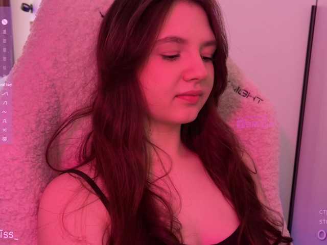 -FoxAlisa-'s BongaCams show and profile