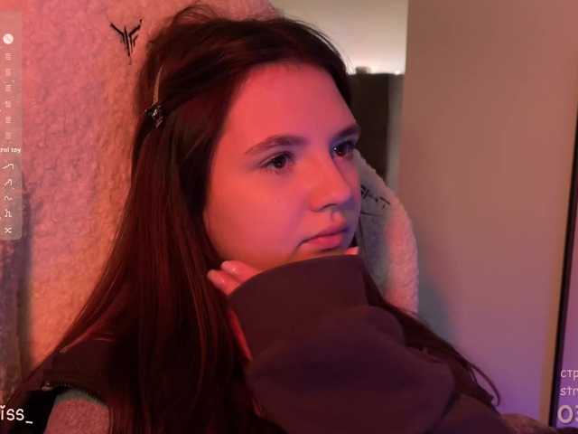 -FoxAlisa-'s BongaCams show and profile