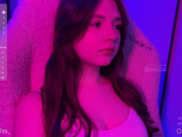 -FoxAlisa-'s BongaCams show and profile