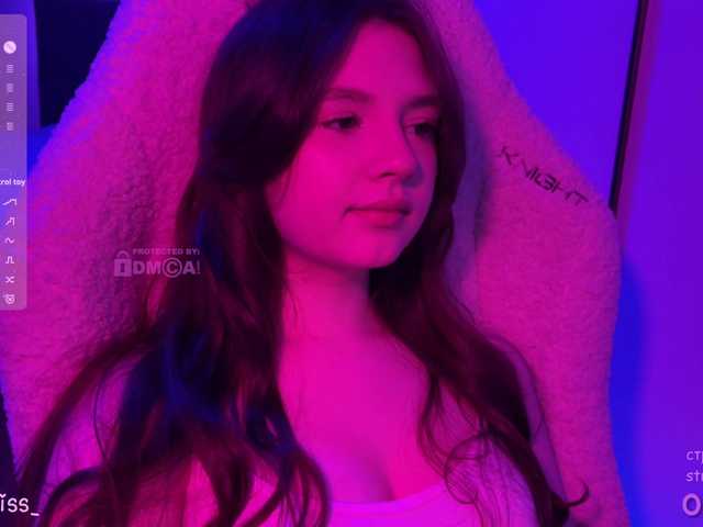 -FoxAlisa-'s BongaCams show and profile