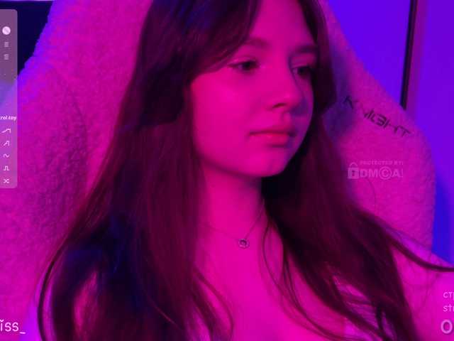 -FoxAlisa-'s BongaCams show and profile