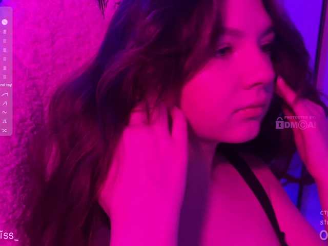 -FoxAlisa-'s BongaCams show and profile