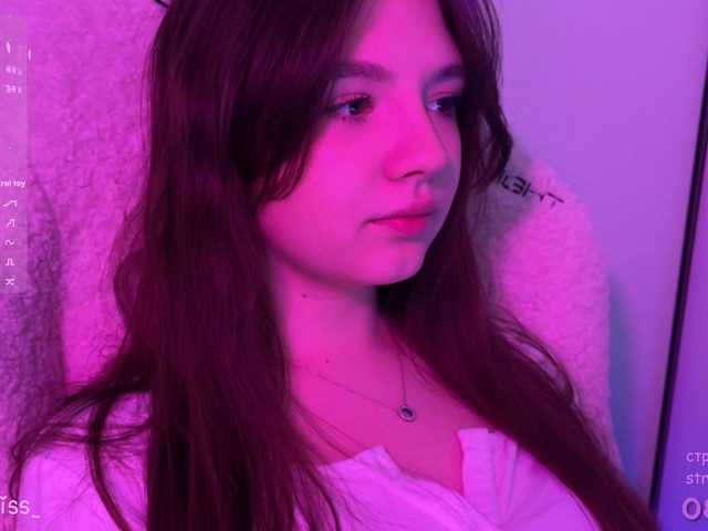 -FoxAlisa-'s BongaCams show and profile