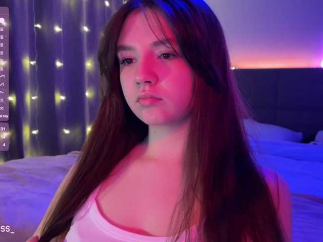 -FoxAlisa-'s BongaCams show and profile