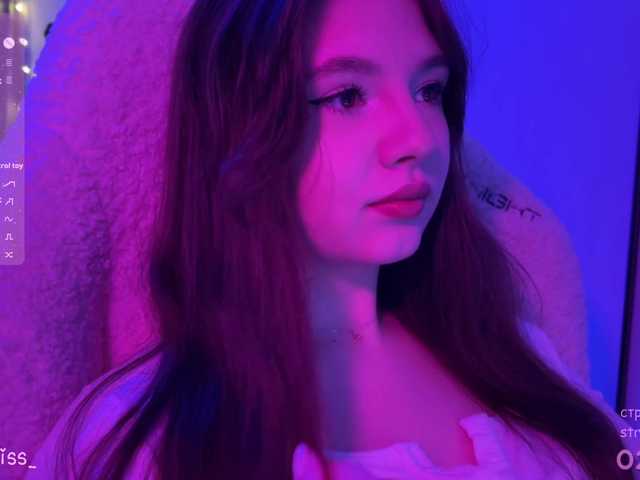 -FoxAlisa-'s BongaCams show and profile