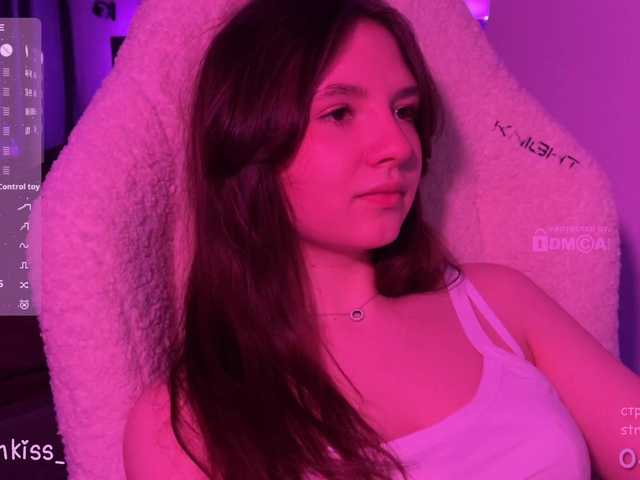 -FoxAlisa-'s BongaCams show and profile