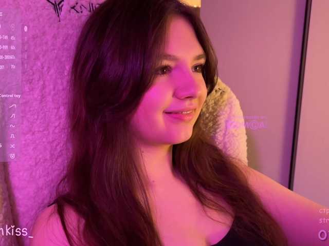 -FoxAlisa-'s BongaCams show and profile