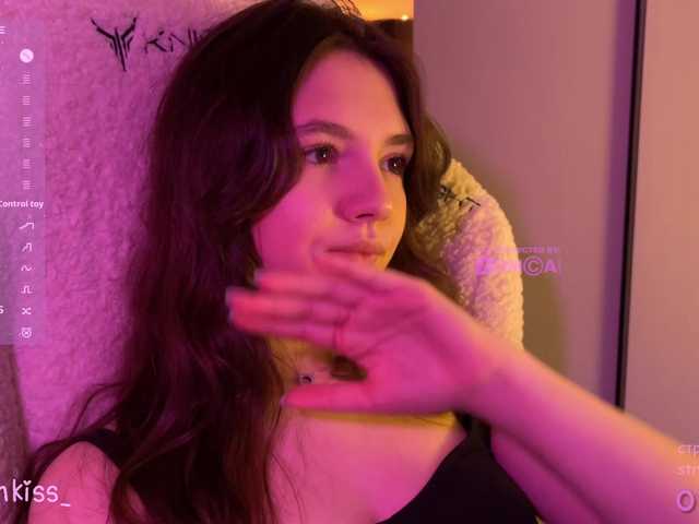 -FoxAlisa-'s BongaCams show and profile